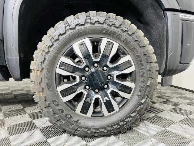 Used 2024 GMC Sierra 3500 Denali Ultimate image 6