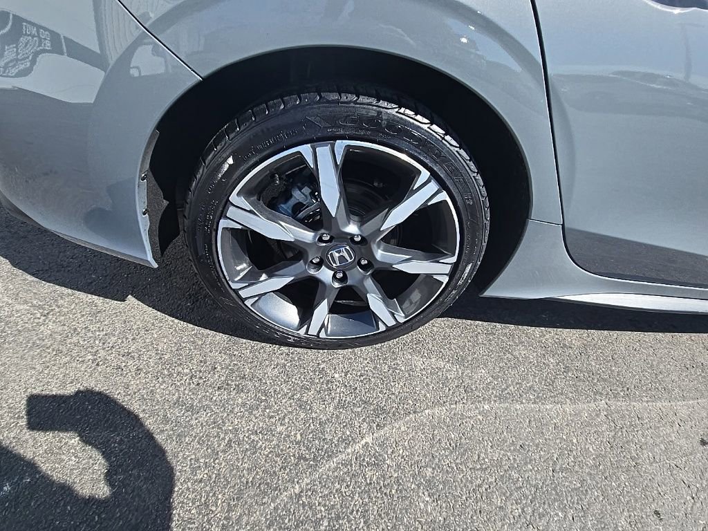 Used 2025 Honda Civic Sport Touring image 10
