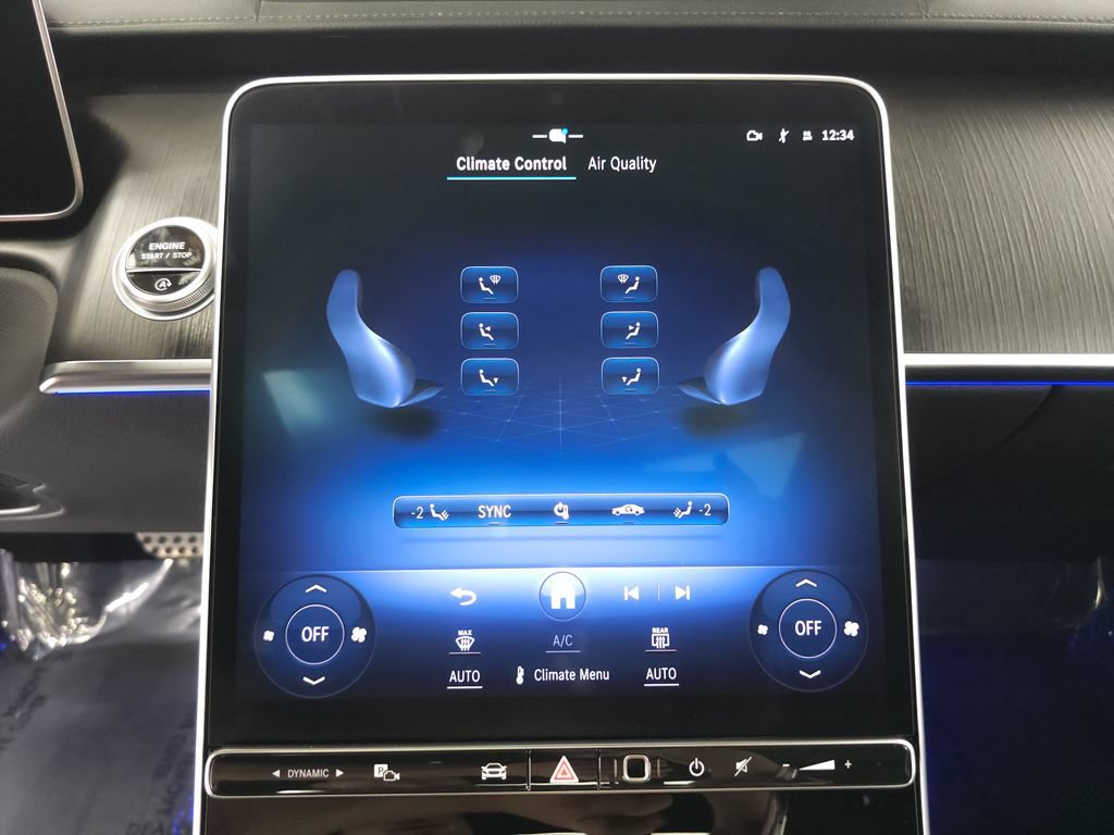 Used 2024 Mercedes-Benz S 500 4MATIC w/ AMG Line image 18