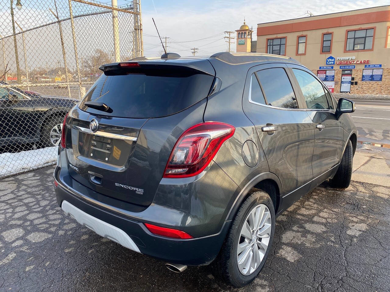 Used 2017 Buick Encore Preferred AWD/4WD image 36