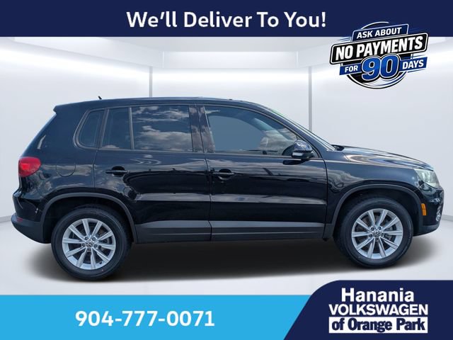 Used 2017 Volkswagen Tiguan Limited w/ Alloy Wheels Package FWD image 2