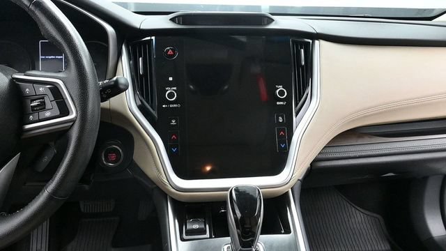 Used 2020 Subaru Outback Limited AWD/4WD image 15