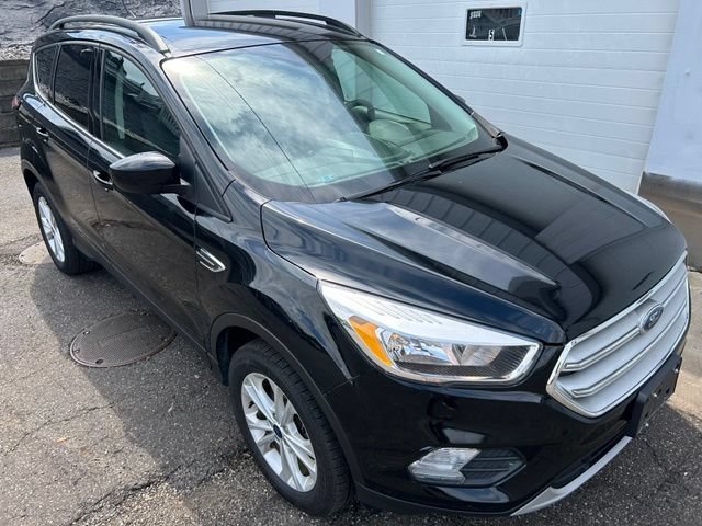 Used 2018 Ford Escape SE w/ SE Sync 3 Package AWD/4WD image 7
