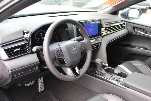 Certified 2026 Toyota Camry SE FWD image 33