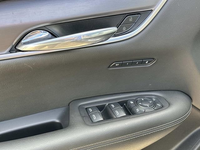 Used 2024 Cadillac XT6 Luxury AWD/4WD image 17