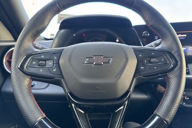 Certified 2025 Chevrolet Trax RS w/ Driver Confidence Package image 33