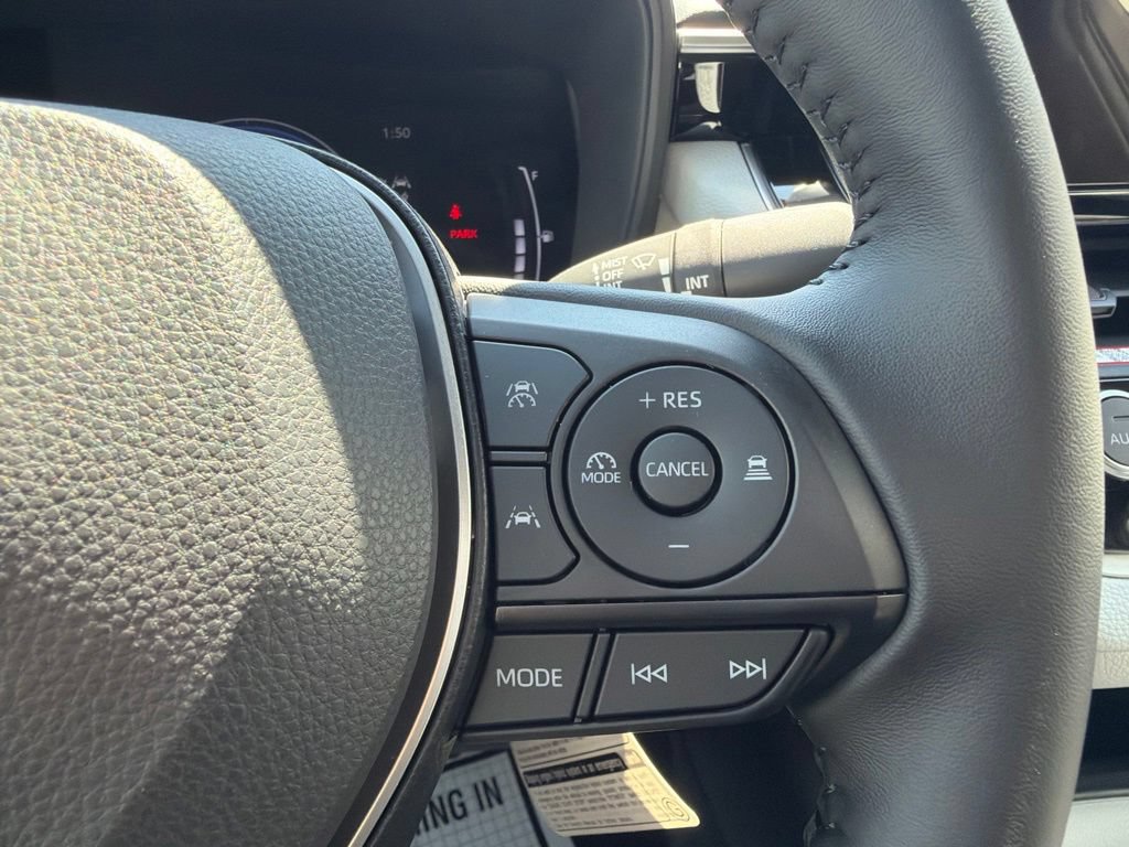 Used 2026 Toyota Corolla SE FWD image 31