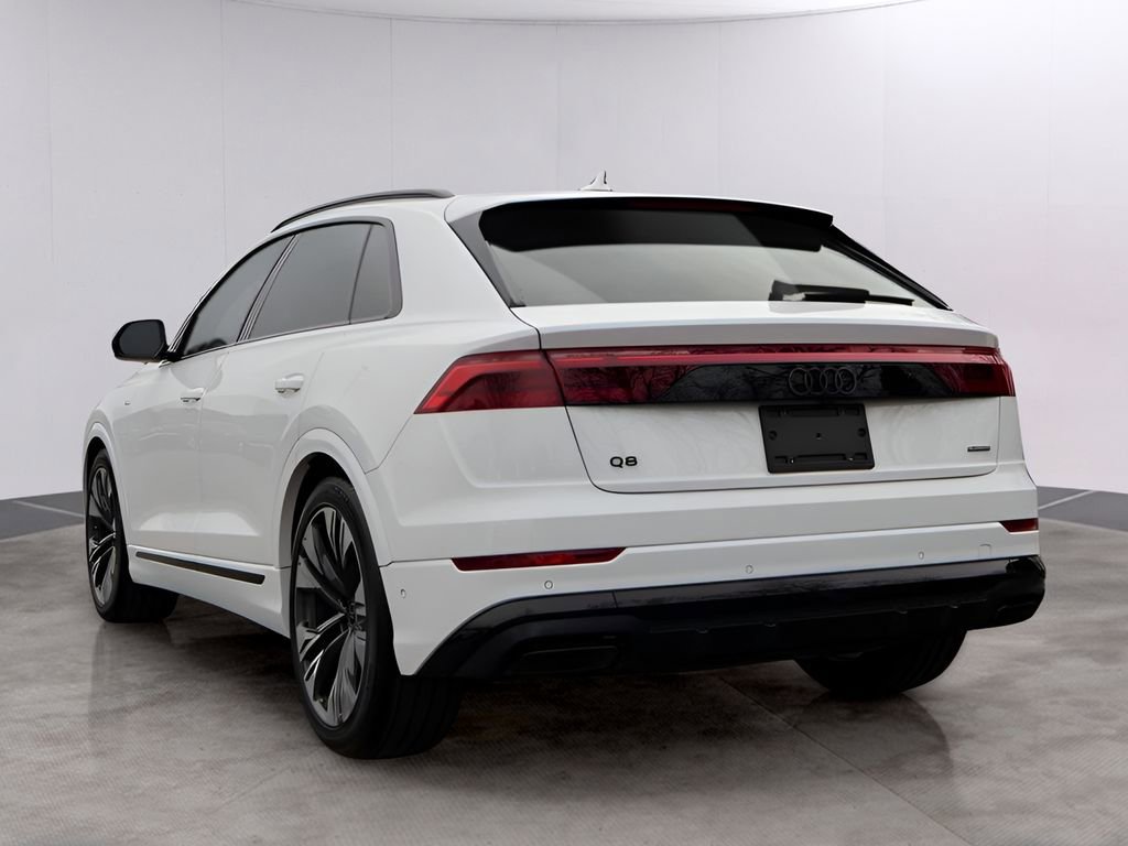 Used 2025 Audi Q8 Premium Plus image 7