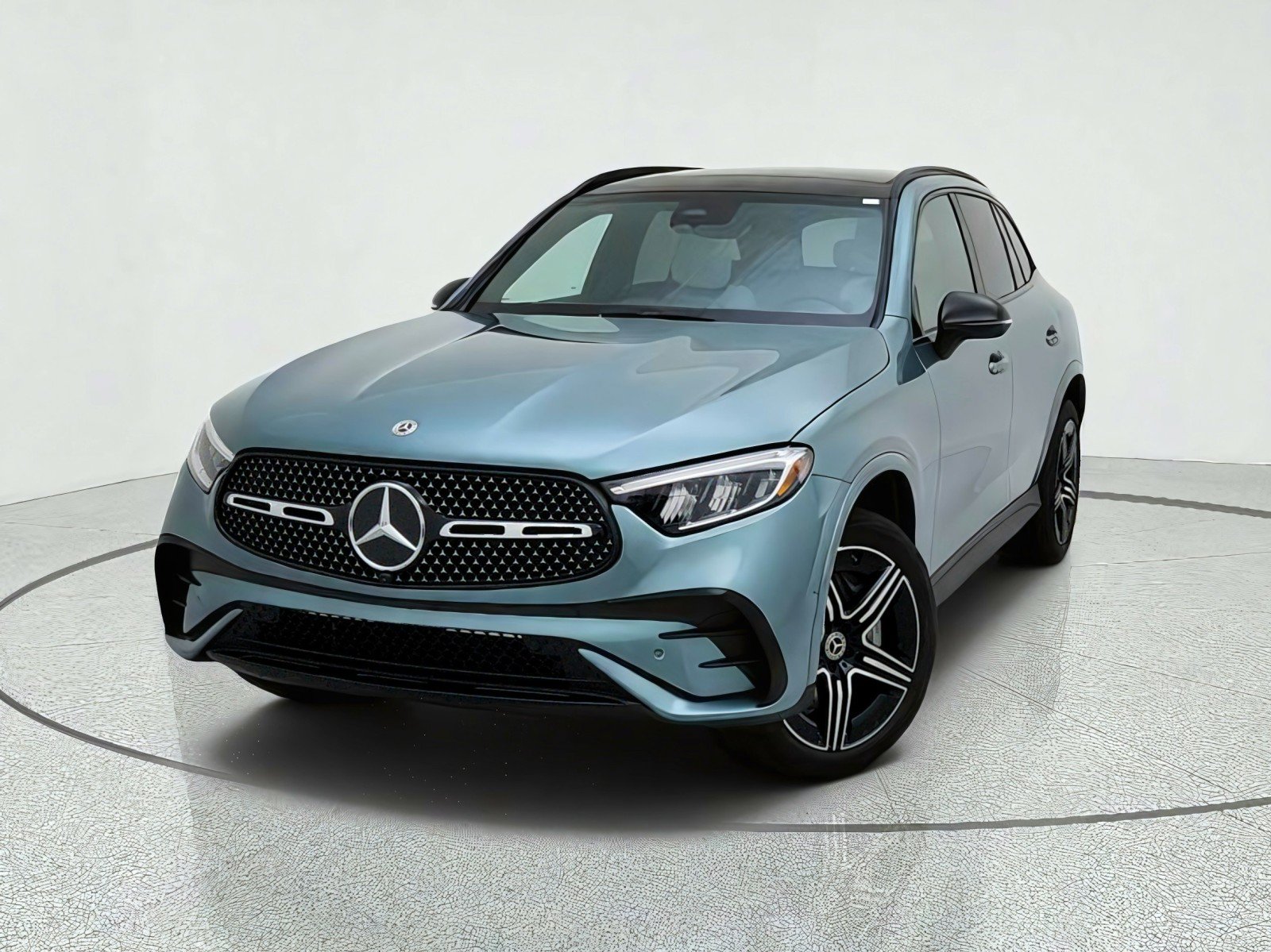 New 2027 Mercedes-Benz GLC 300 image 2