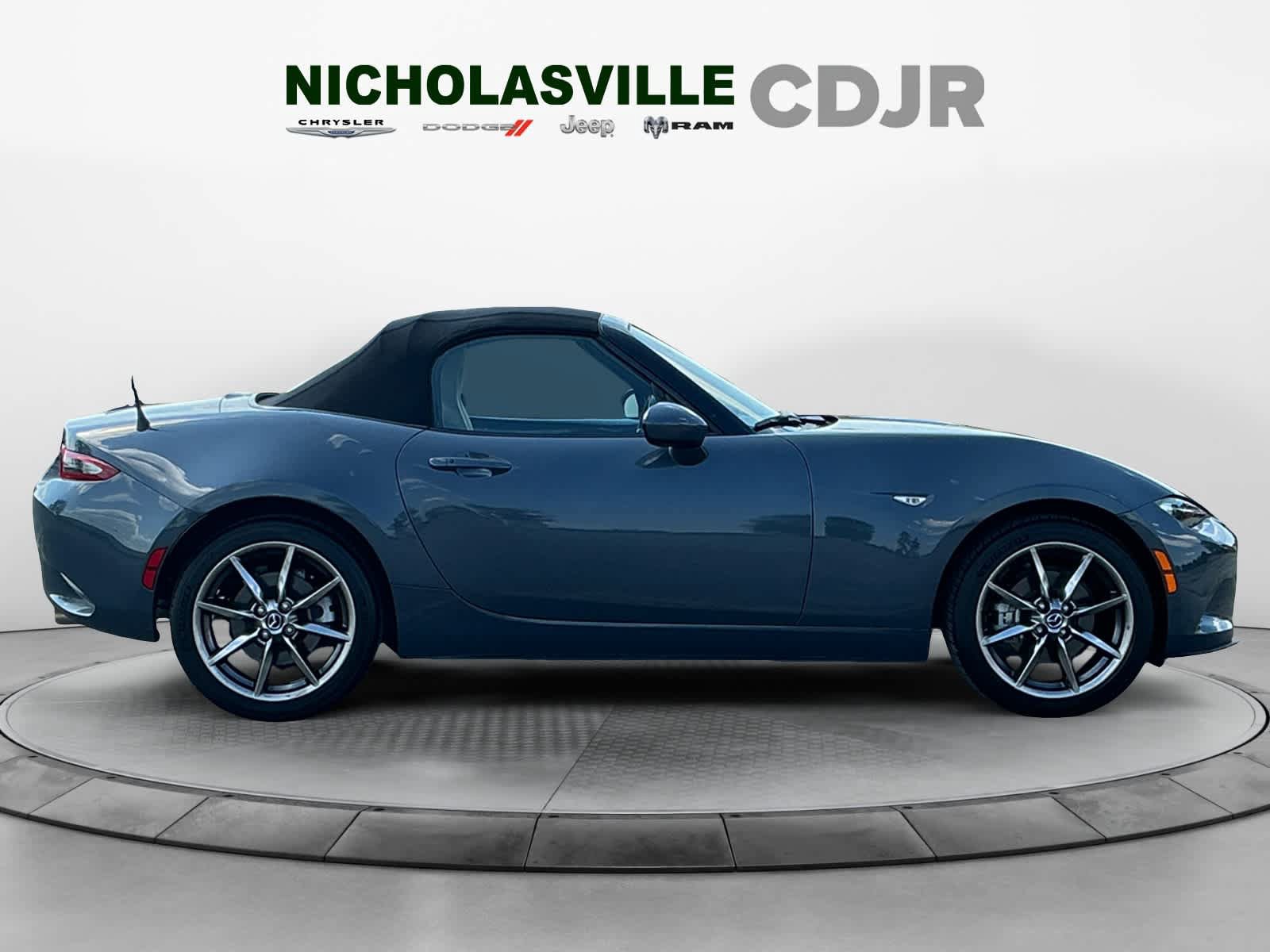 Used 2021 MAZDA MX-5 Miata Grand Touring RWD image 6