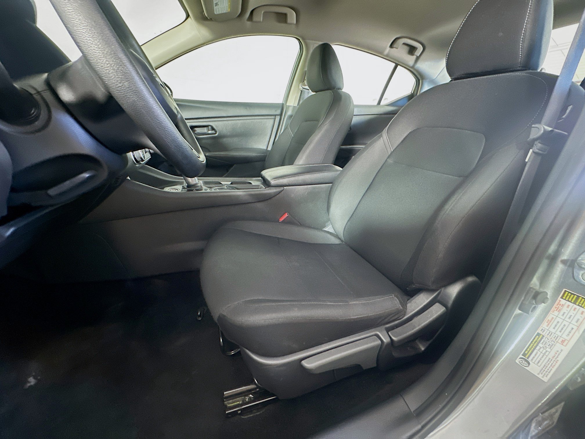 Used 2024 Nissan Sentra S FWD image 13