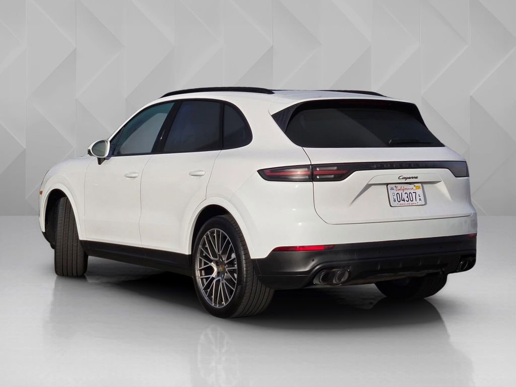 Used 2022 Porsche Cayenne image 4