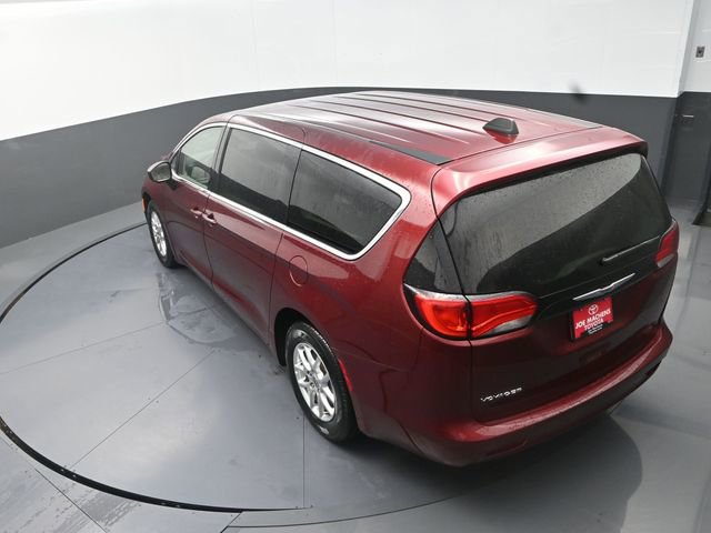 Used 2022 Chrysler Voyager LX FWD image 36