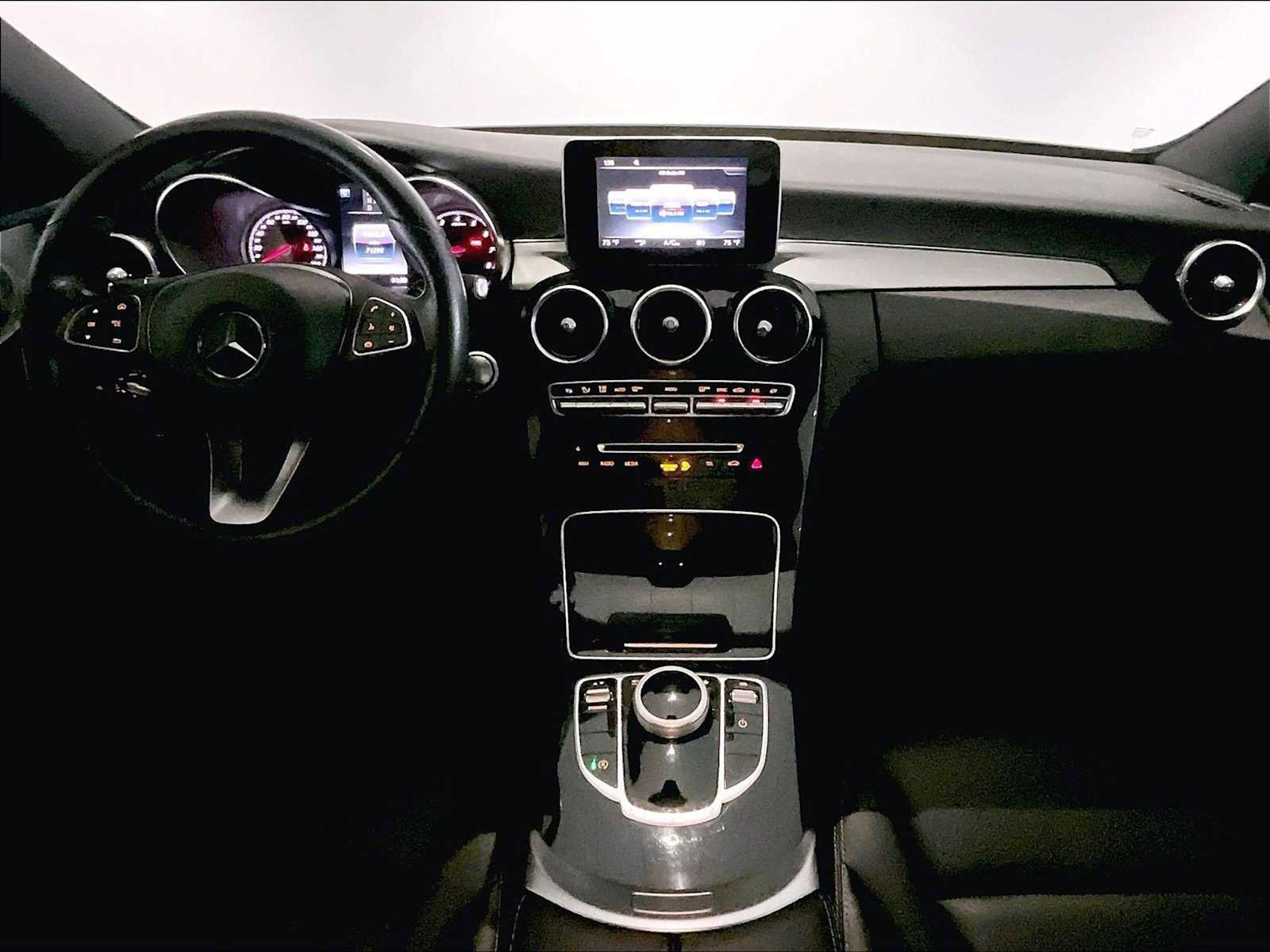 Used 2018 Mercedes-Benz C 300 Sedan image 17