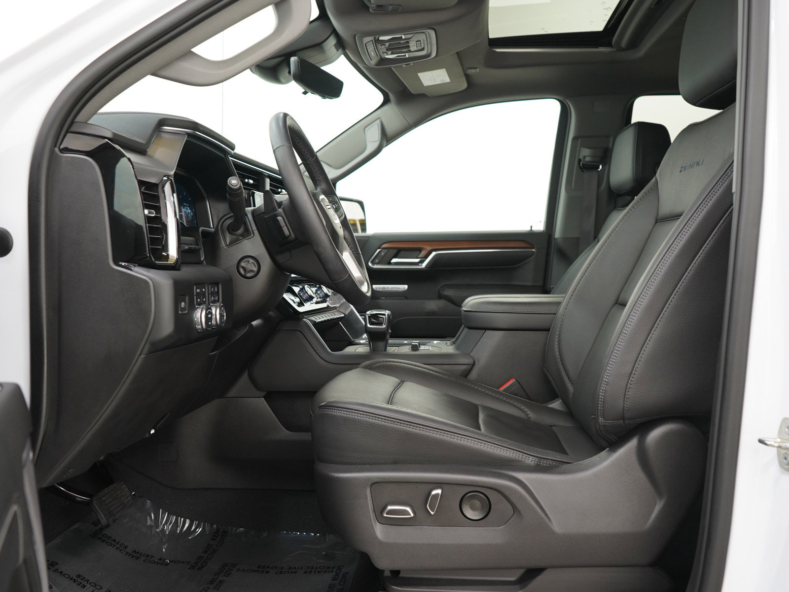 Used 2023 GMC Sierra 1500 Denali w/ Denali Reserve Package AWD/4WD image 24