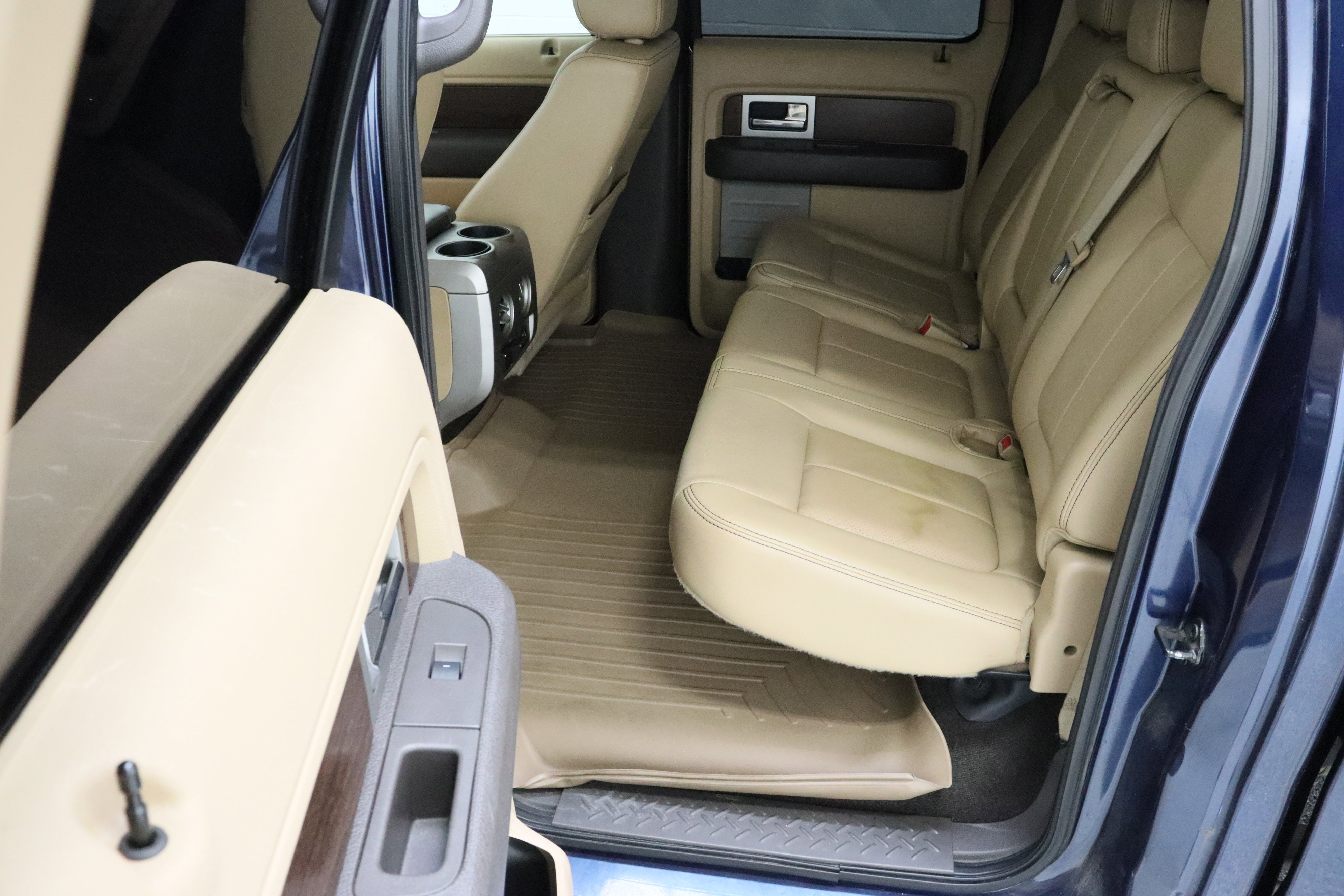 Used 2014 Ford F150 Lariat w/ Equipment Group 502A Luxury RWD image 28