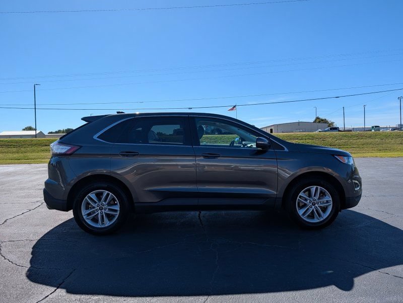 Used 2016 Ford Edge SEL w/ Equipment Group 201A AWD/4WD image 5