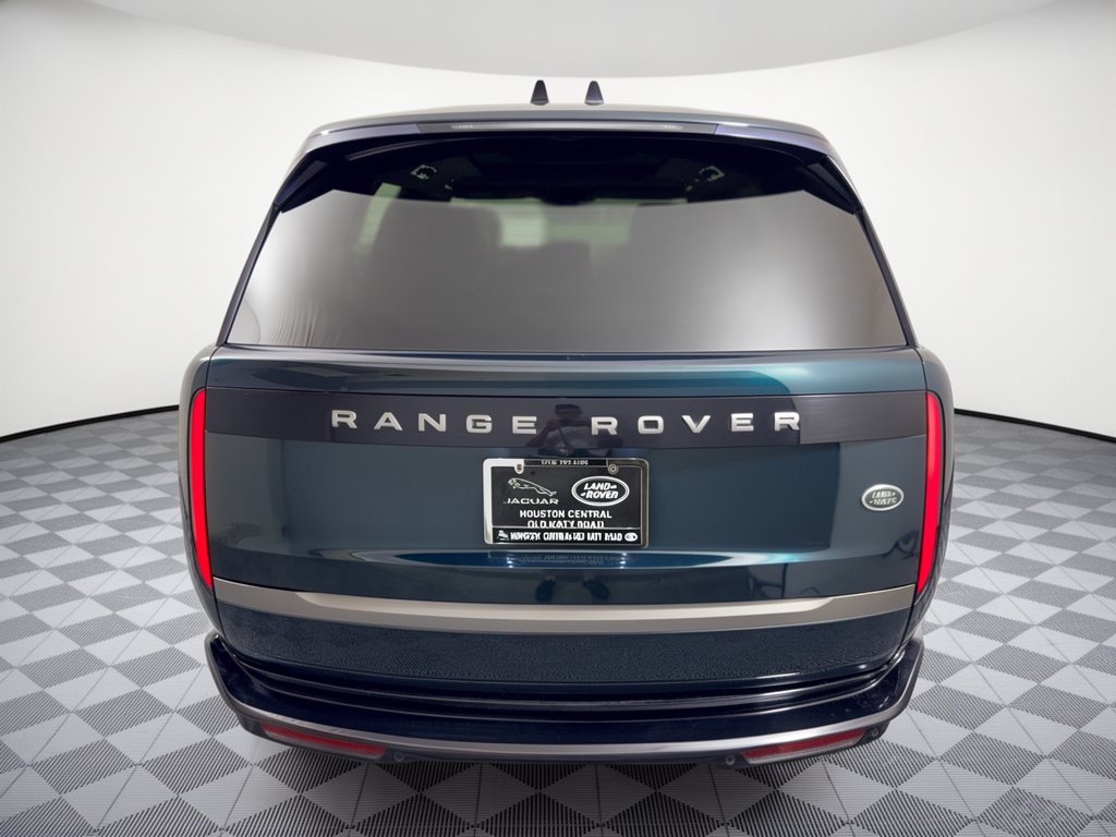 Used 2023 Land Rover Range Rover Long Wheelbase SE AWD/4WD image 11