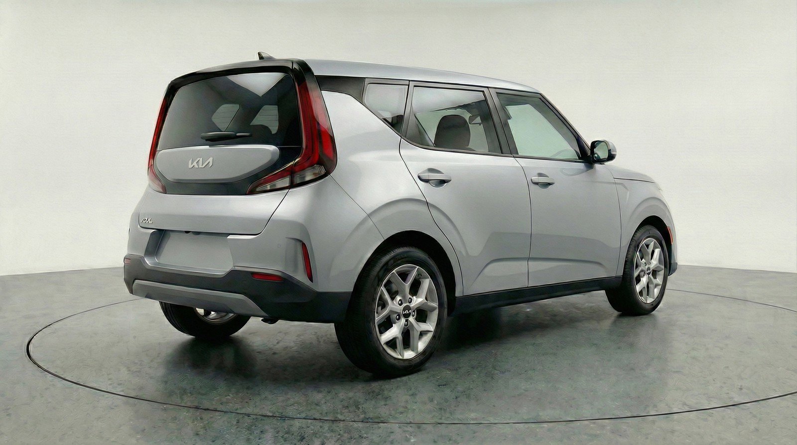 Used 2025 Kia Soul LX w/ LX Technology Package image 7