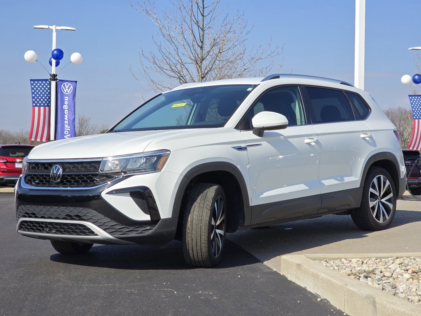 Used 2024 Volkswagen Taos SE image 17