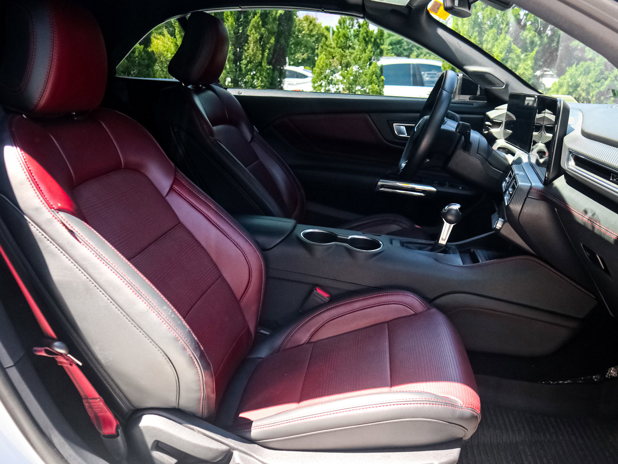 Used 2024 Ford Mustang Premium RWD image 32