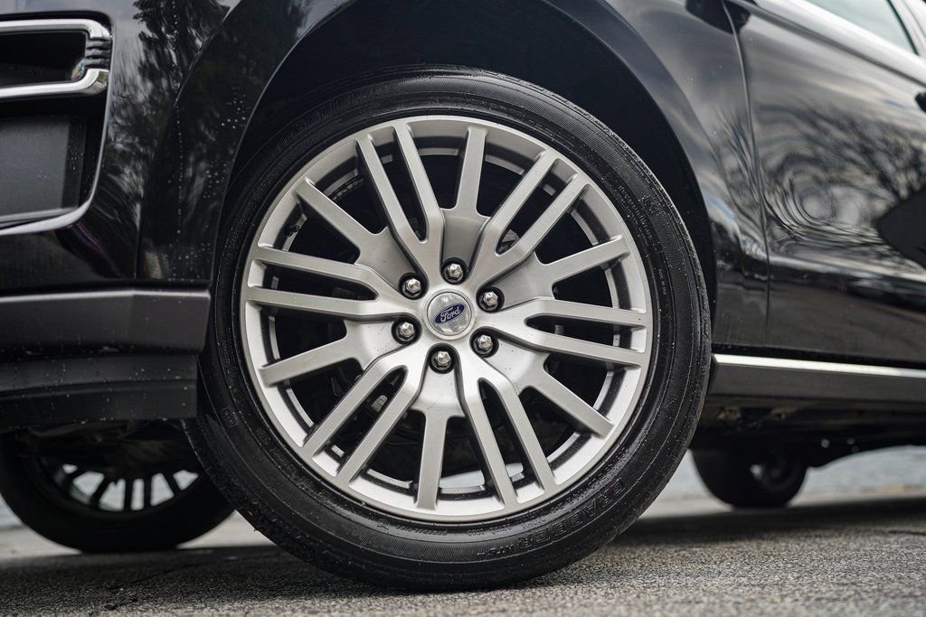 Used 2022 Ford Expedition Max Limited AWD/4WD image 19