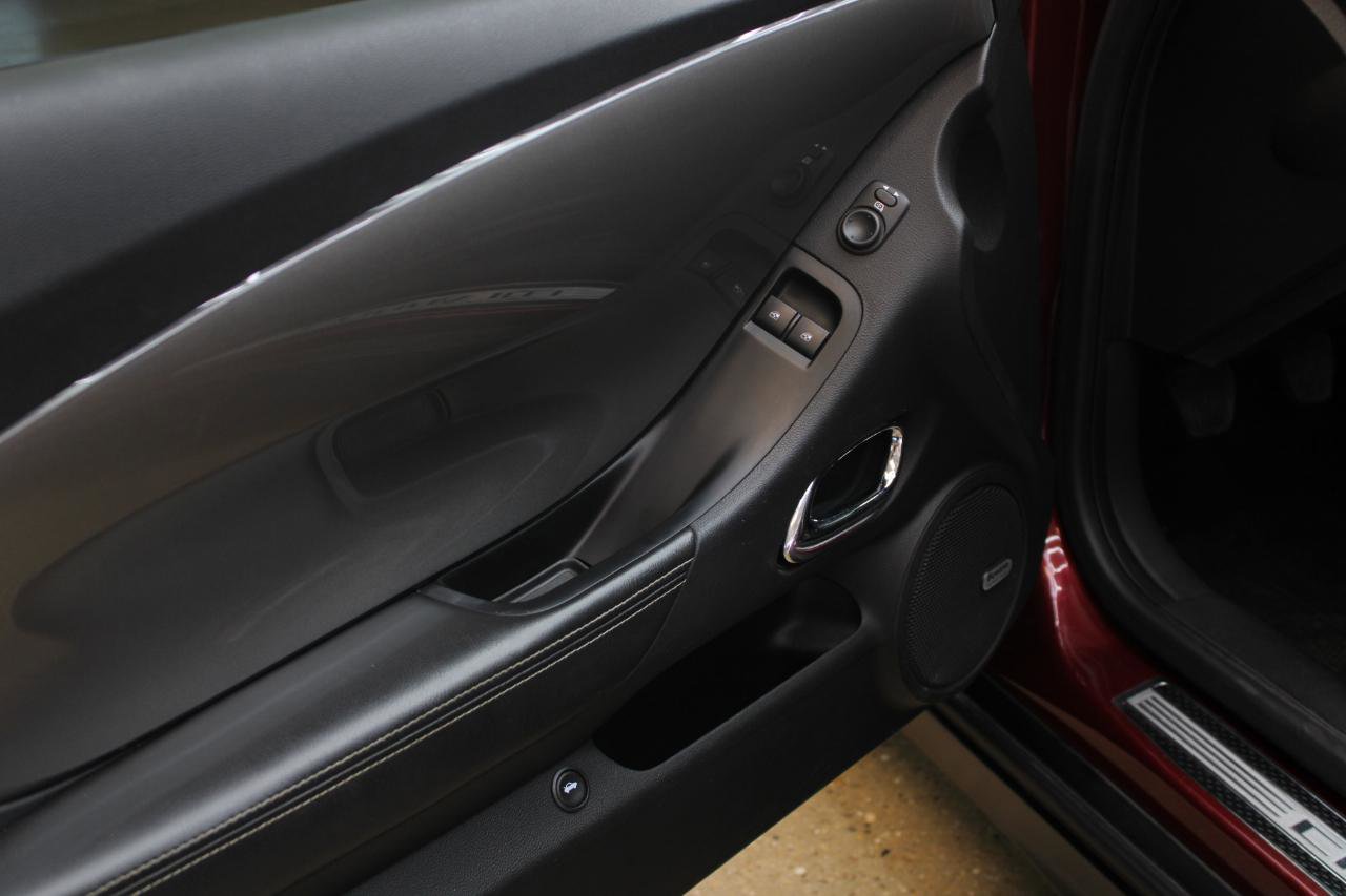 Used 2010 Chevrolet Camaro SS w/ LPO, Ground Effects Package image 28