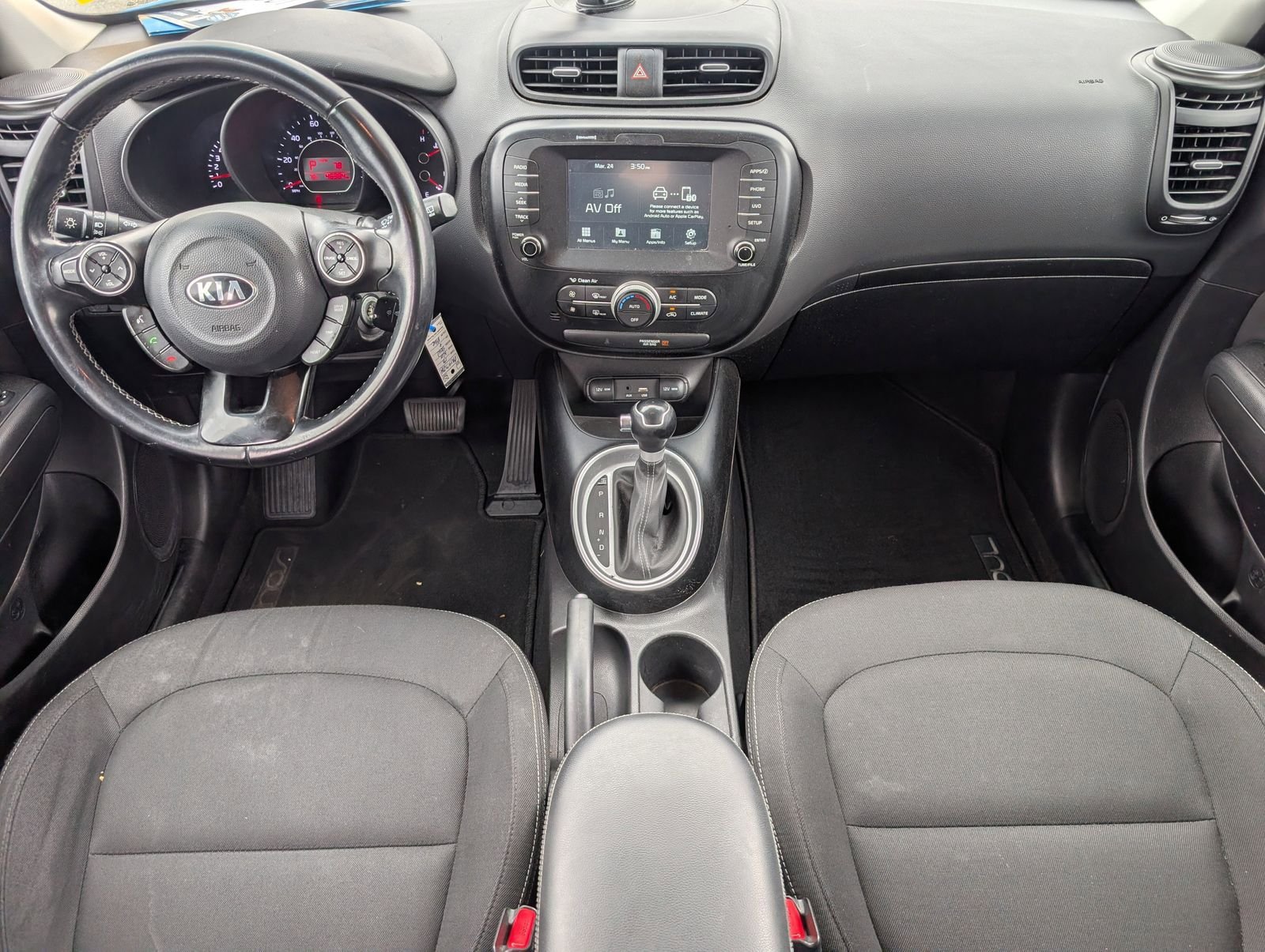 Used 2018 Kia Soul + image 5