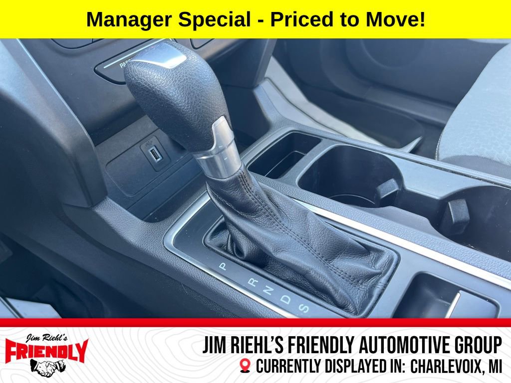 Used 2017 Ford Escape SE w/ Equipment Group 201A image 30