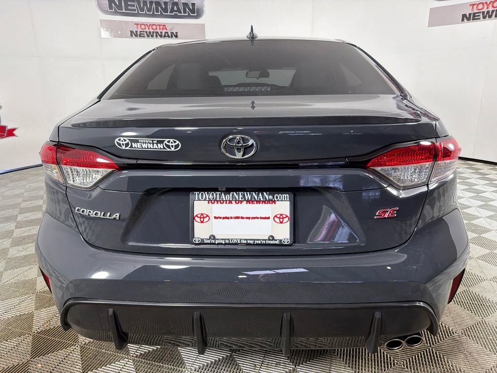 Used 2025 Toyota Corolla SE image 4