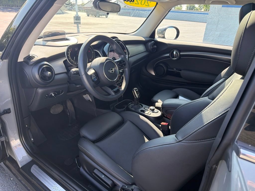 Used 2023 MINI Cooper S w/ Driver Assistance Package FWD image 12