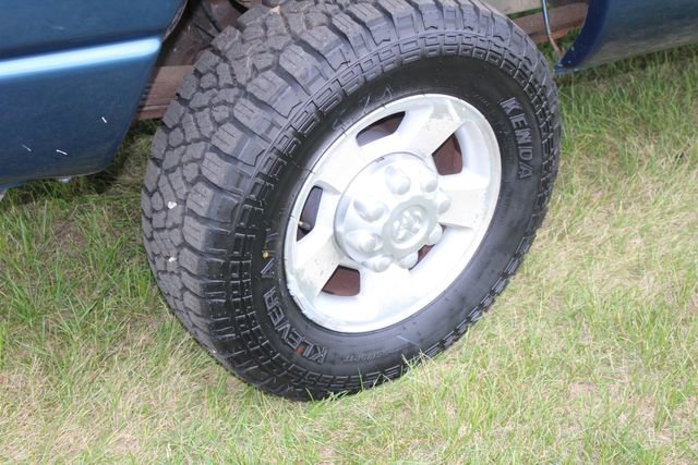 Used 2003 Dodge Ram 2500 Truck SLT image 23