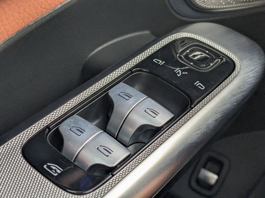 Certified 2024 Mercedes-Benz GLC 300 4MATIC image 12