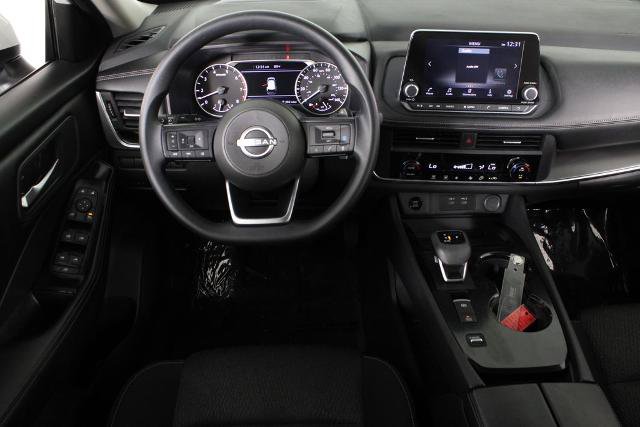 Certified 2024 Nissan Rogue SV FWD image 7