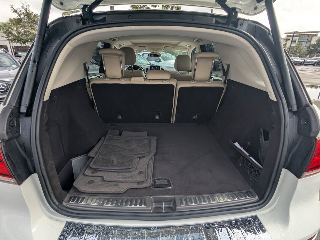 Used 2017 Mercedes-Benz GLE 350 4MATIC image 3