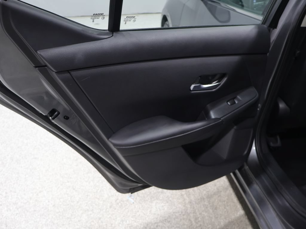 Used 2023 Nissan Sentra SV FWD image 19