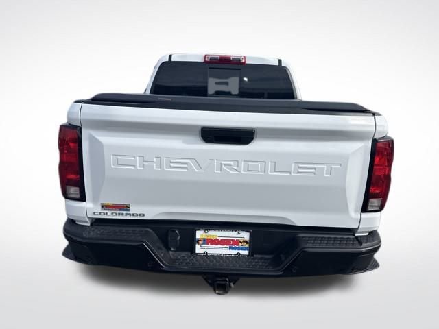 Used 2025 Chevrolet Colorado W/T w/ Advanced Trailering Package image 4