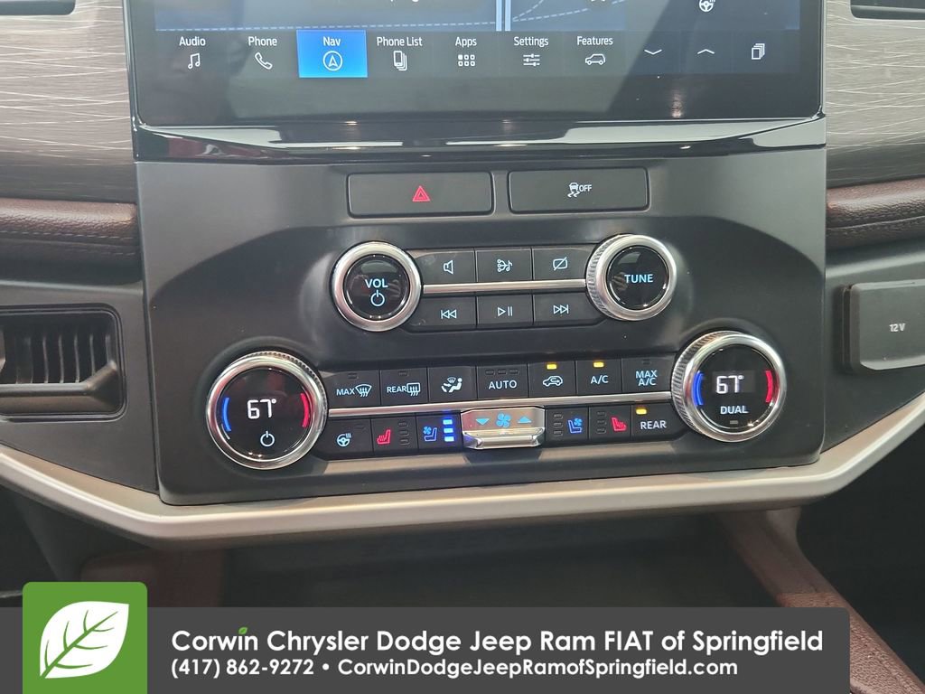 Used 2022 Ford Expedition Max Limited image 19