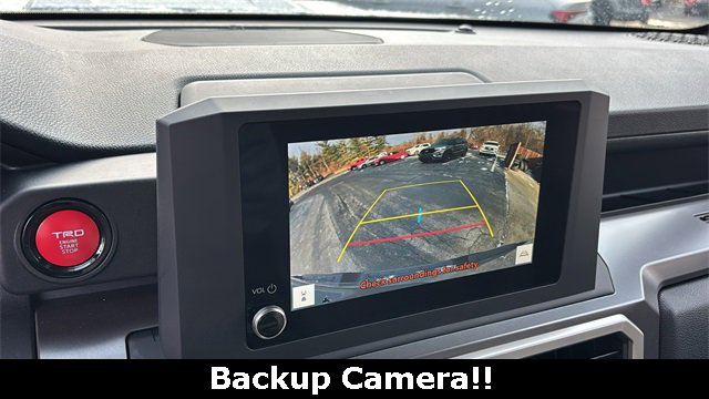 Used 2025 Toyota Tacoma TRD Sport image 4