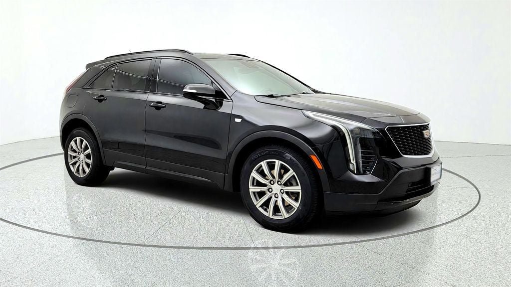 Used 2023 Cadillac XT4 Sport w/ Sun And Sound Package AWD/4WD image 3