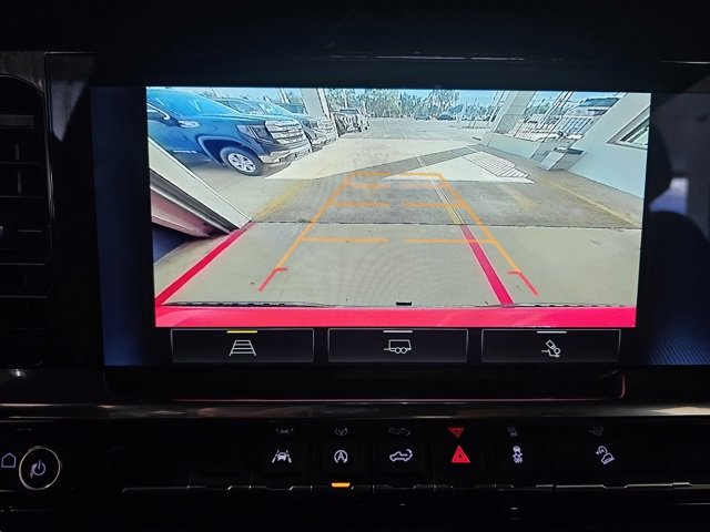 Used 2024 Chevrolet Silverado 1500 LT Trail Boss w/ Convenience Package II image 32