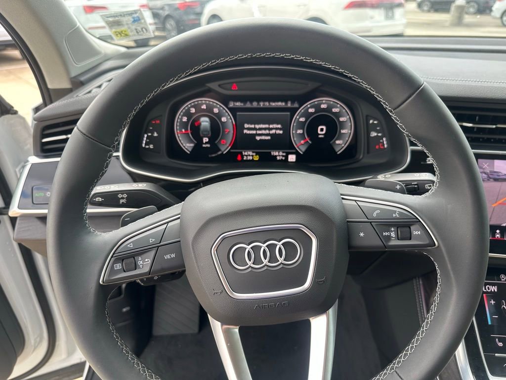 Used 2025 Audi Q7 3.0T Prestige image 9