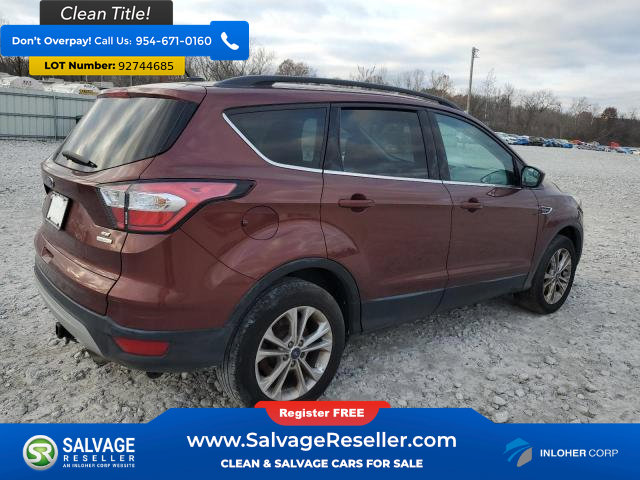Used 2018 Ford Escape SE image 4