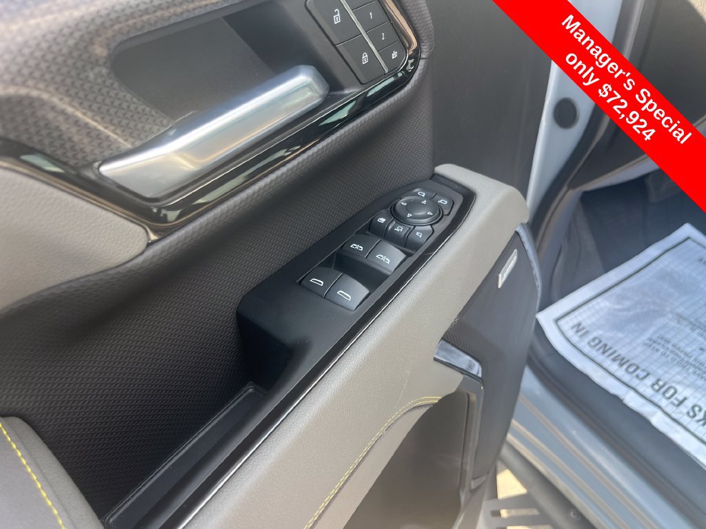 Used 2025 Chevrolet Silverado 2500 ZR2 w/ Technology Package AWD/4WD image 12