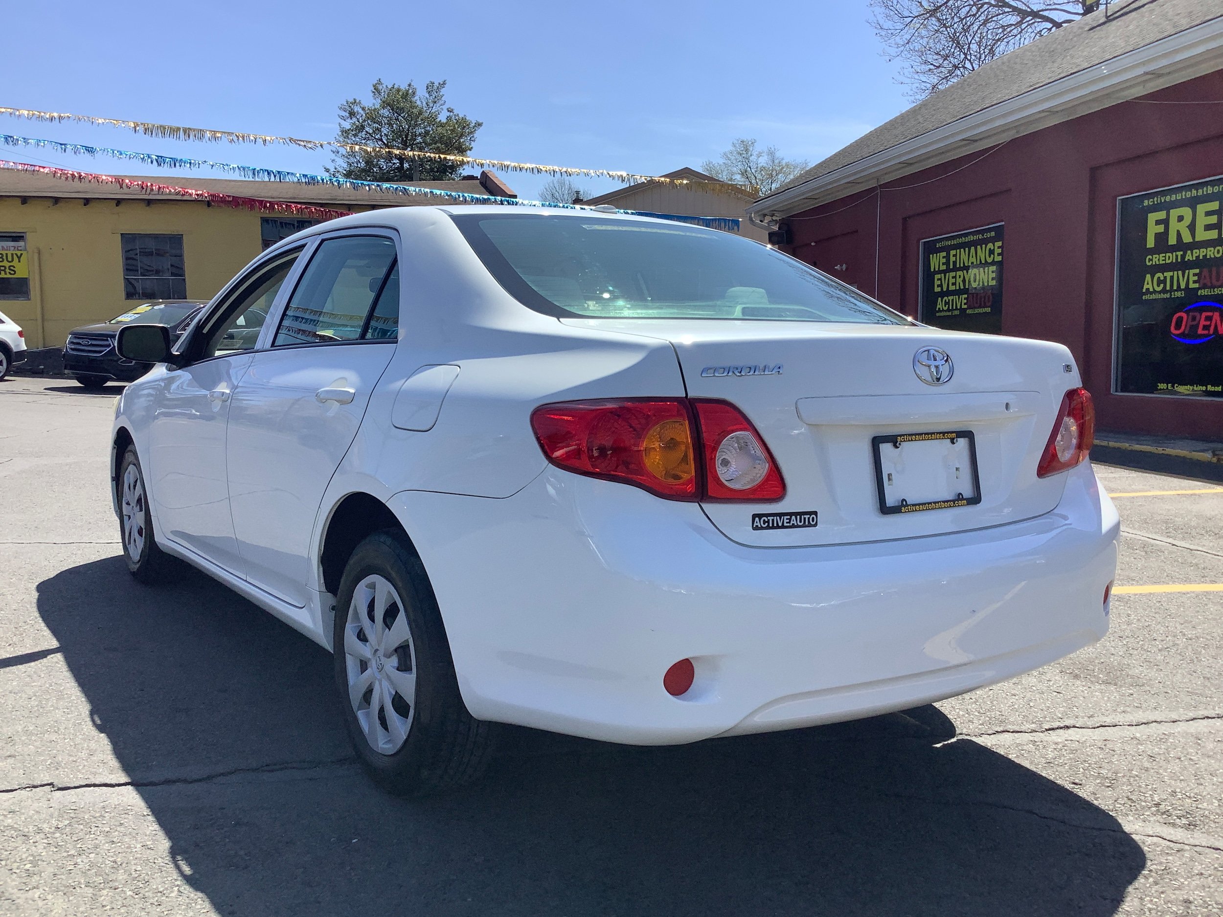 Used 2010 Toyota Corolla LE image 5