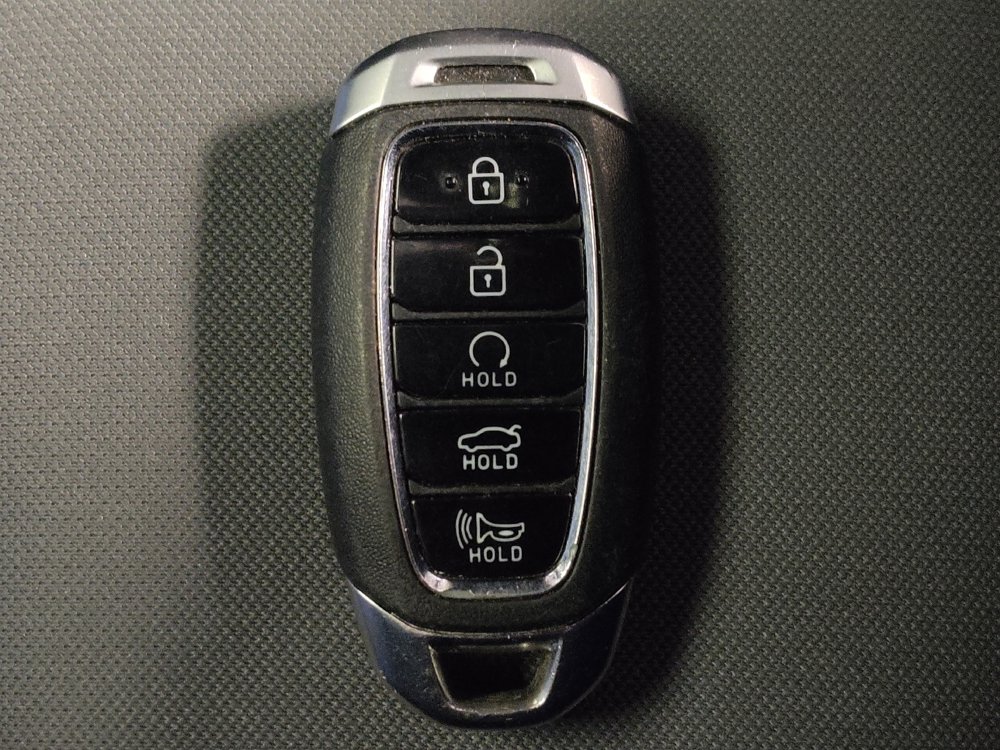 Used 2022 Hyundai Elantra SEL FWD image 32