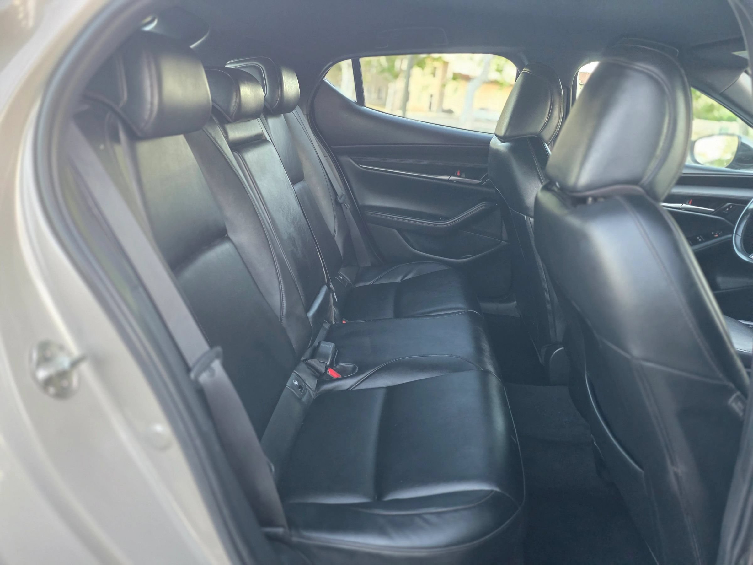 Used 2024 MAZDA MAZDA3 s FWD image 12