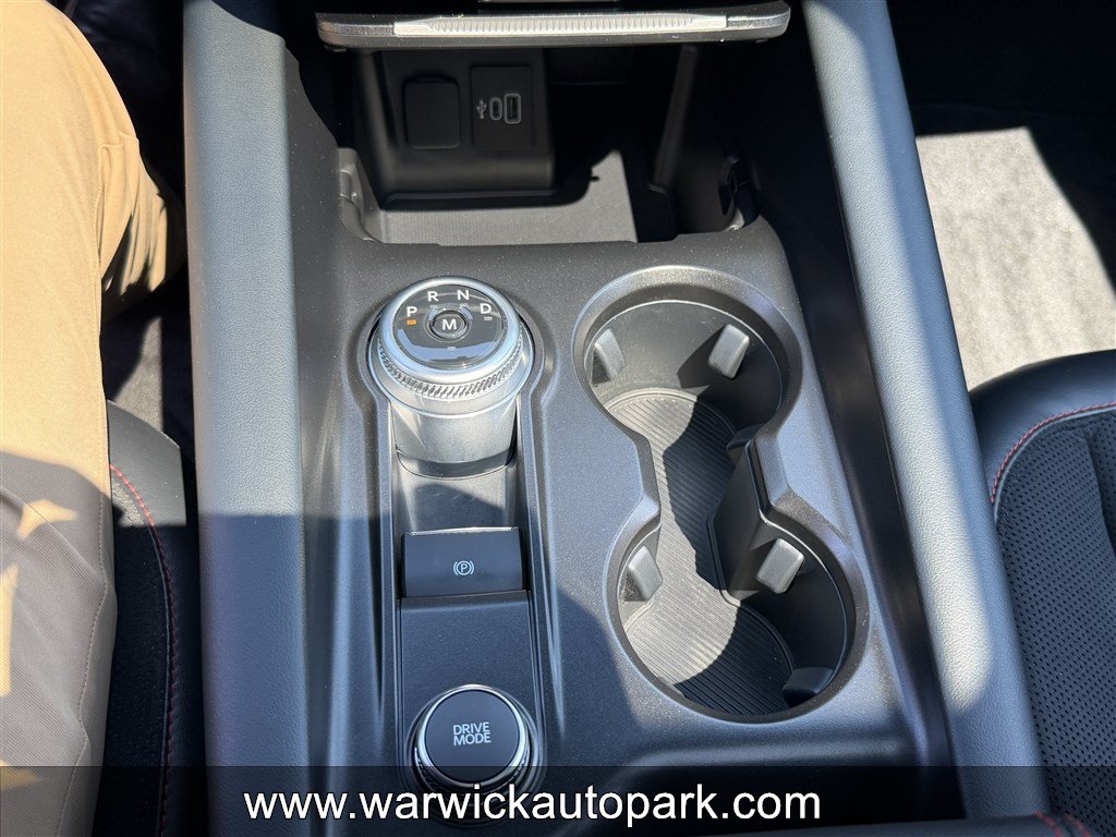 Used 2025 Ford Explorer ST AWD/4WD image 11