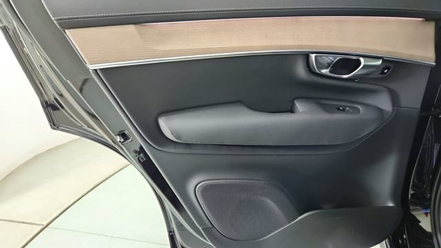 New 2026 Volvo XC90 T8 Core AWD/4WD image 27