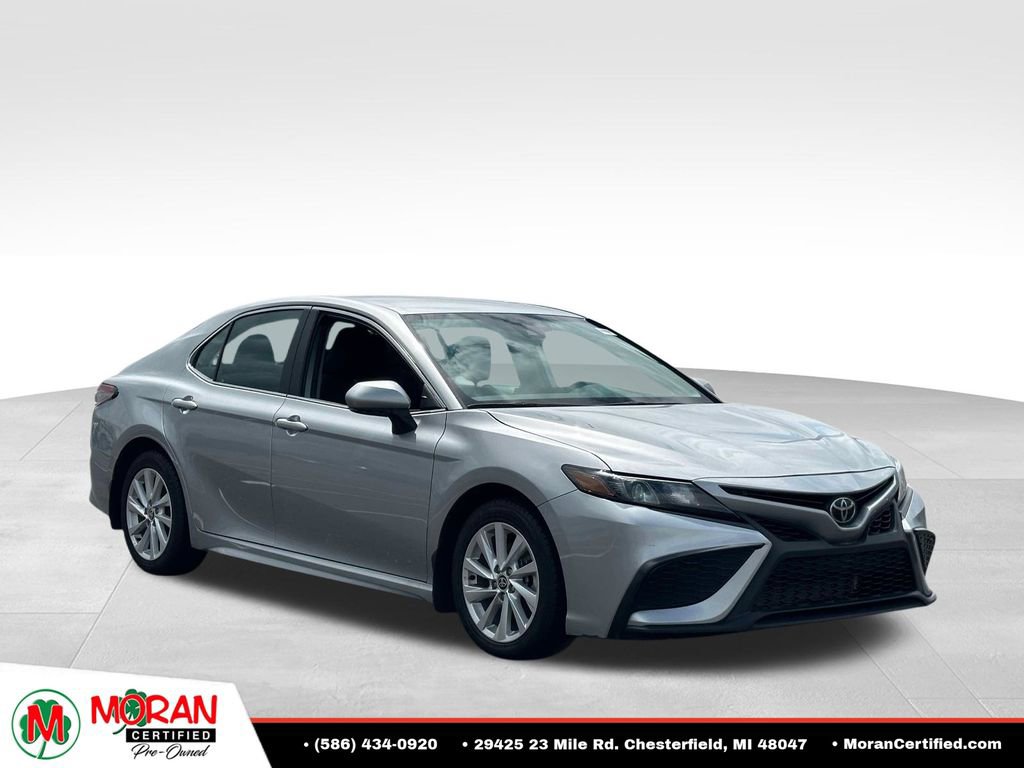 Used 2024 Toyota Camry SE FWD image 7